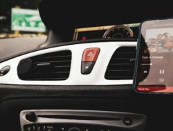 Pilih Car Mount Terbaik Untuk Dashboard