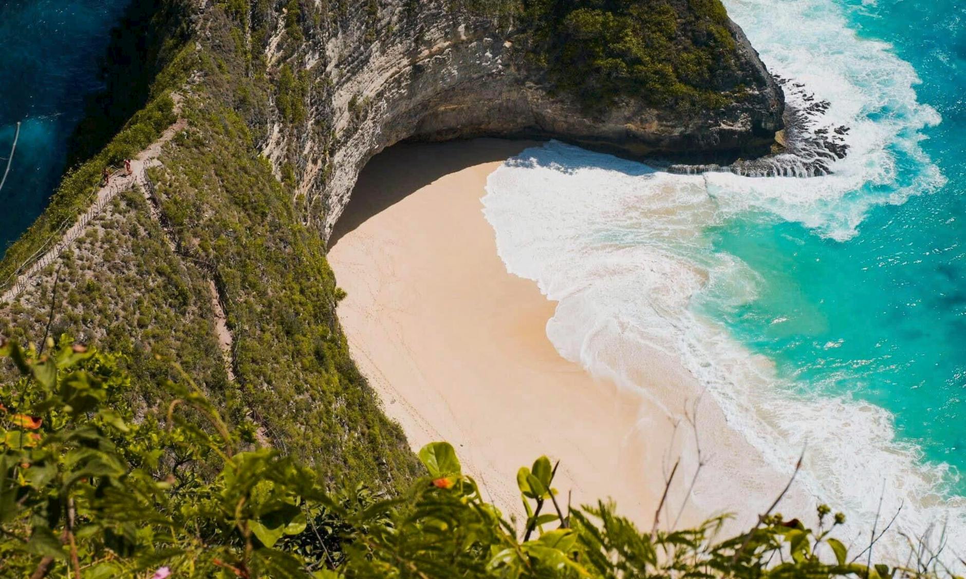 Wisata tersembunyi dengan pemandangan alam menakjubkan