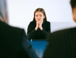 Mengungkap Rahasia Sukses di Balik Cara Menjawab Kelebihan dan Kekurangan Saat Interview