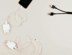 Charger Mobil Fast Charging Terbaik?
