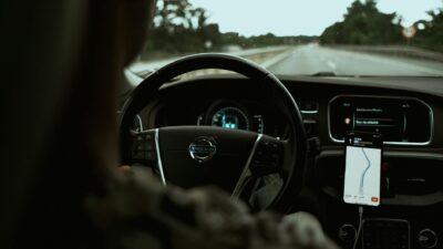 Aksesoris mobil yang meningkatkan kenyamanan perjalanan