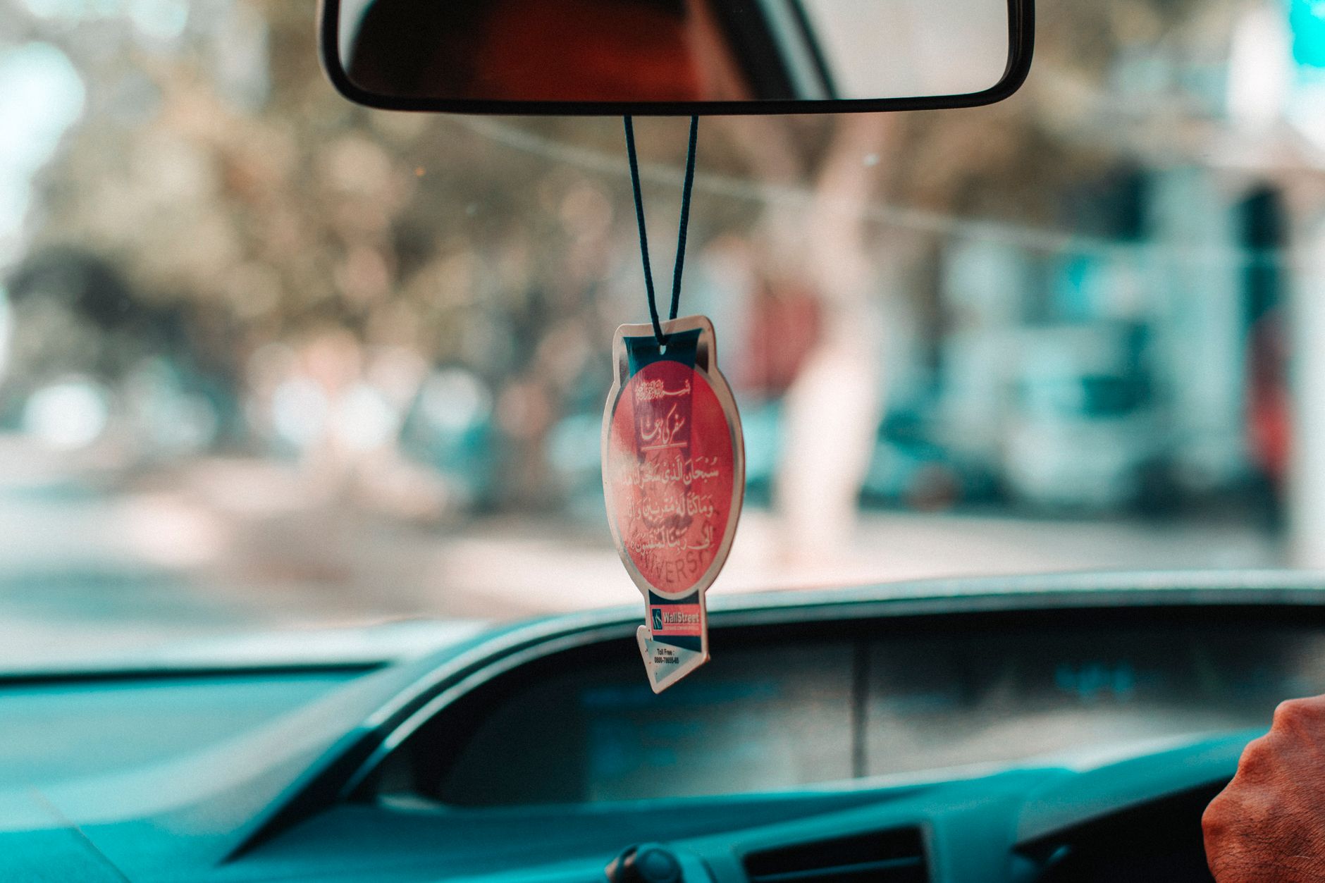 Pengharum mobil wangi tahan lama untuk kenyamanan berkendara