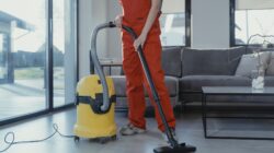 Vacuum cleaner mobil portable ringan dan mudah digunakan